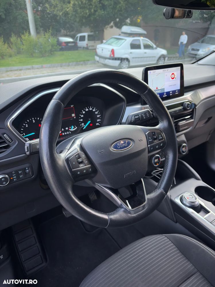 Ford Kuga 1.5 EcoBlue A8 FWD Titanium - 6