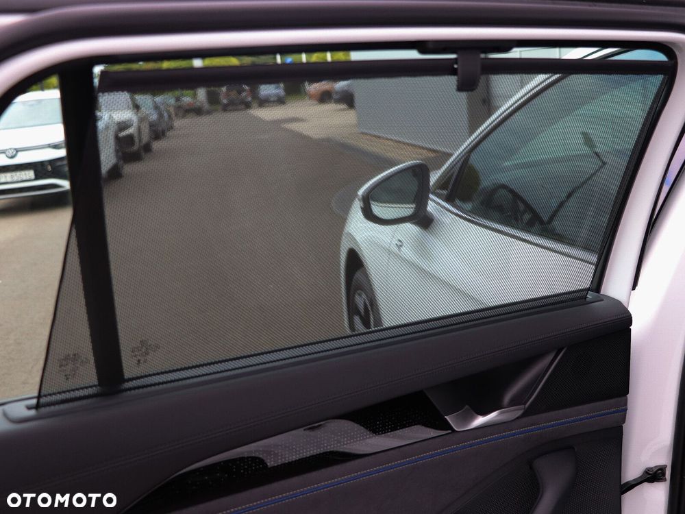 Volkswagen Passat - 22