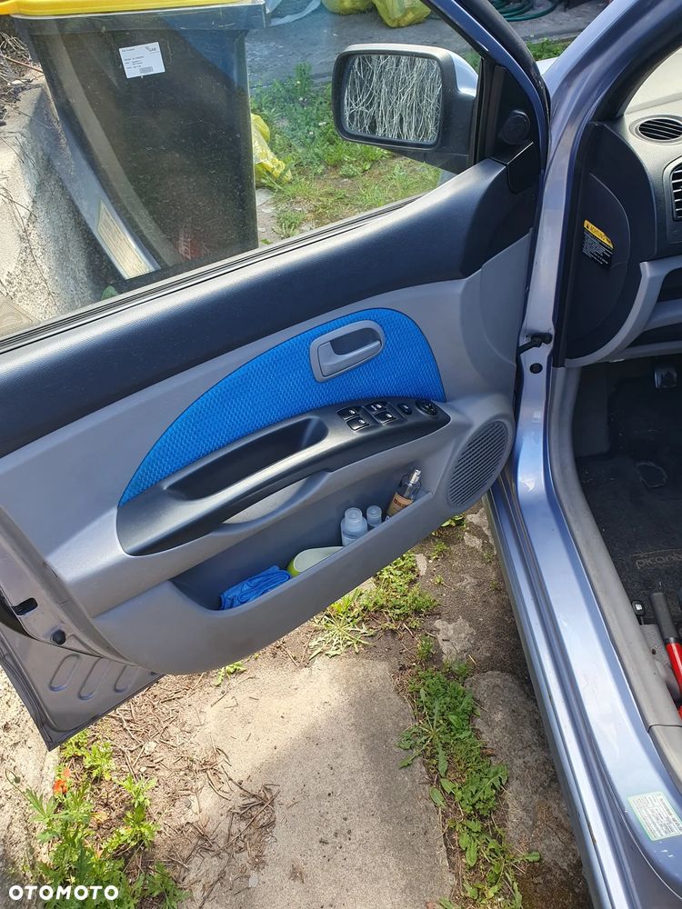 Kia Picanto - 5