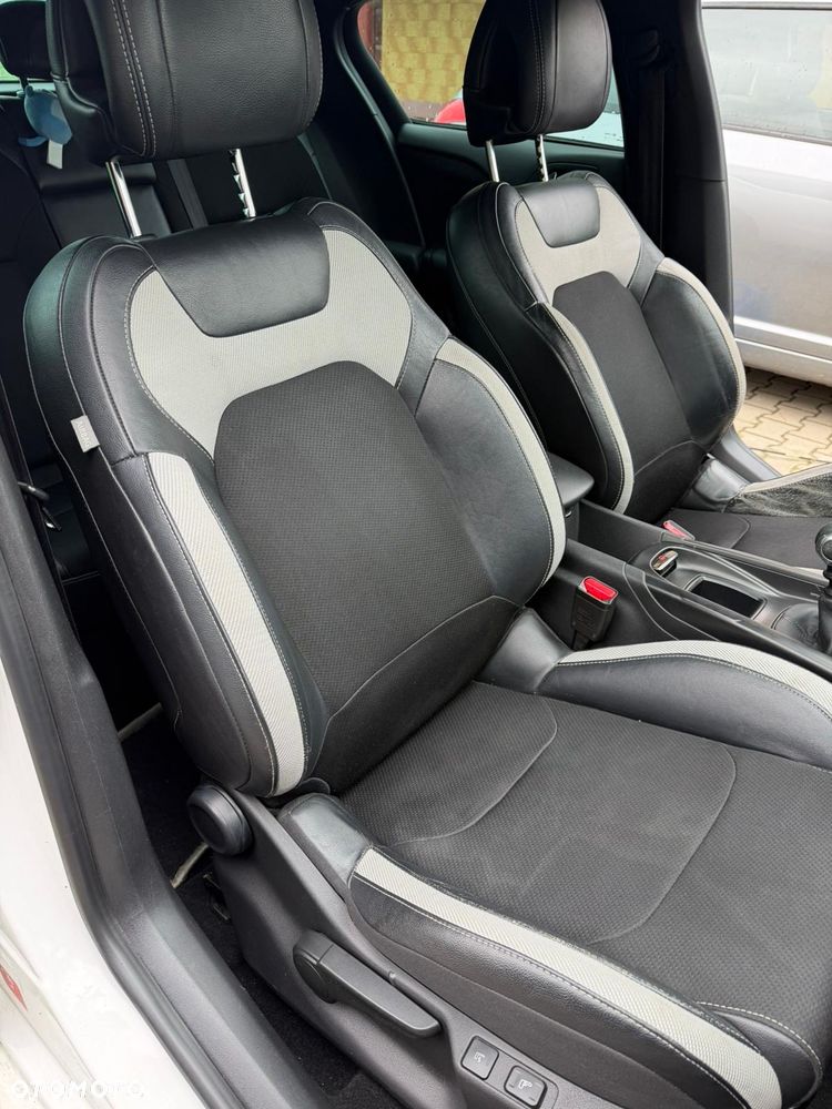 Citroën DS4 1.6 HDi Chic - 16