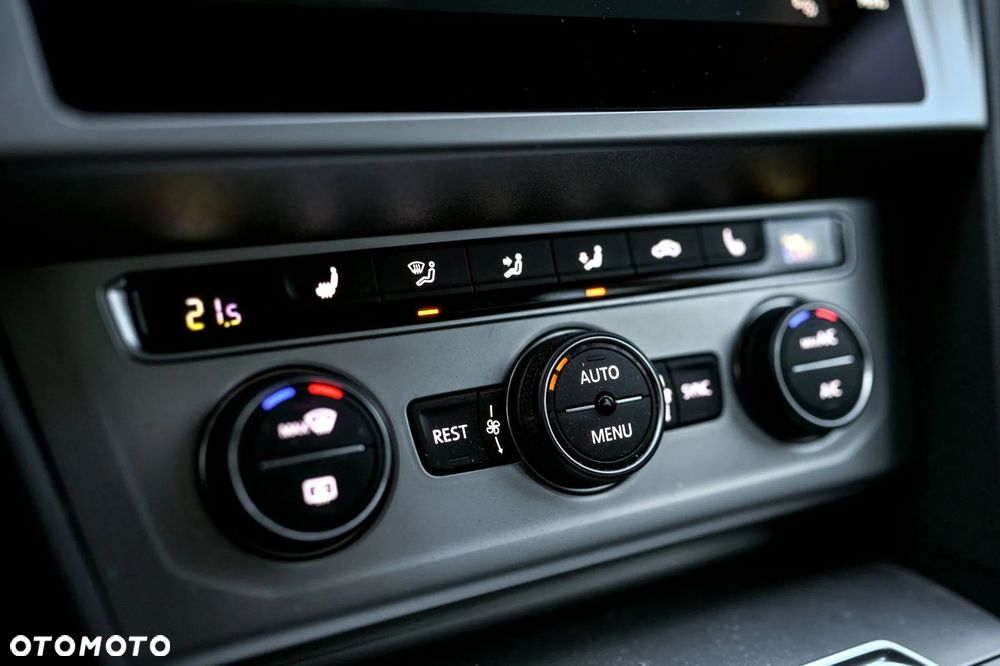 Volkswagen Passat ver-2-0-tdi-bmt-comfortline - 17