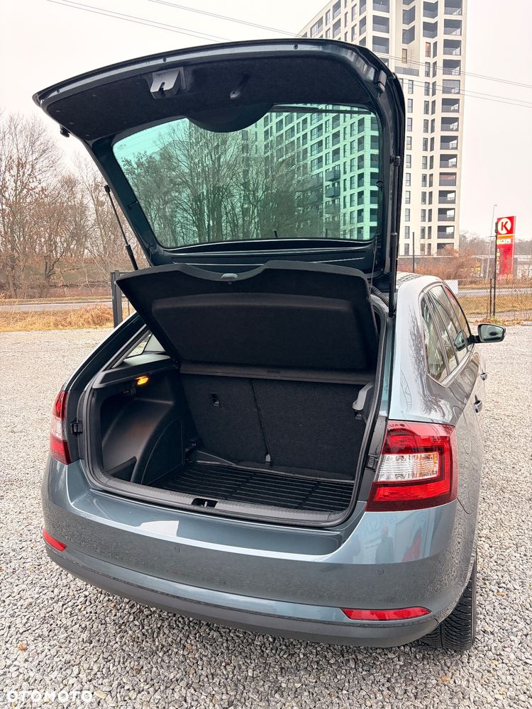Skoda RAPID 1.0 TSI Style - 9