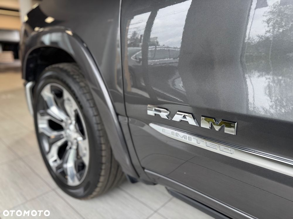 RAM 1500 - 9