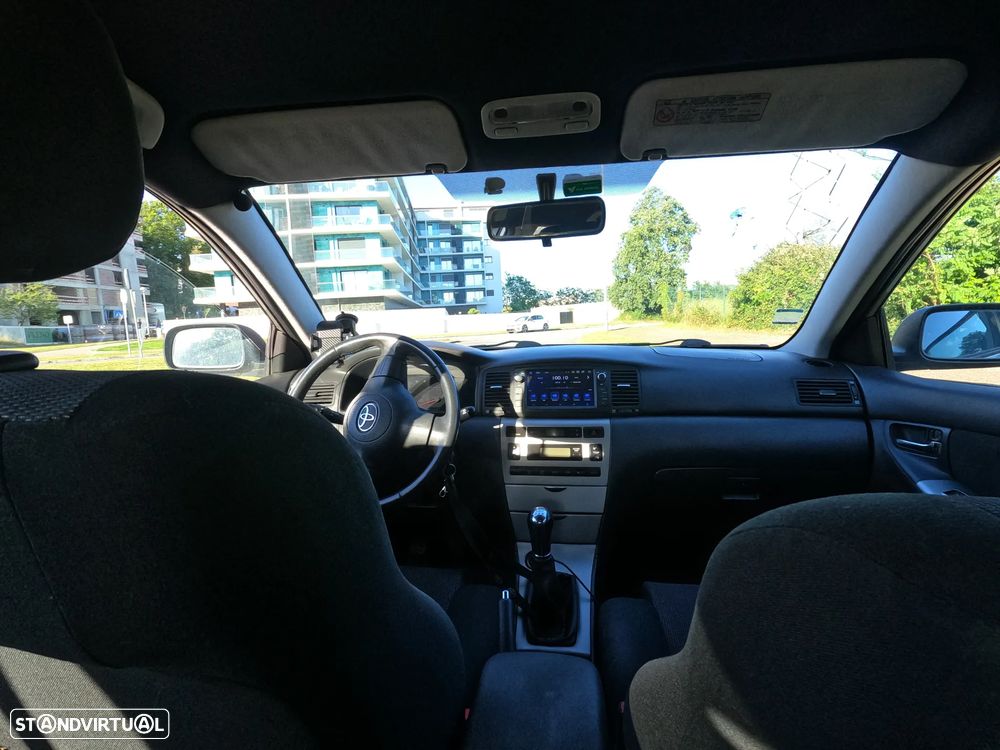 Toyota Corolla - 5