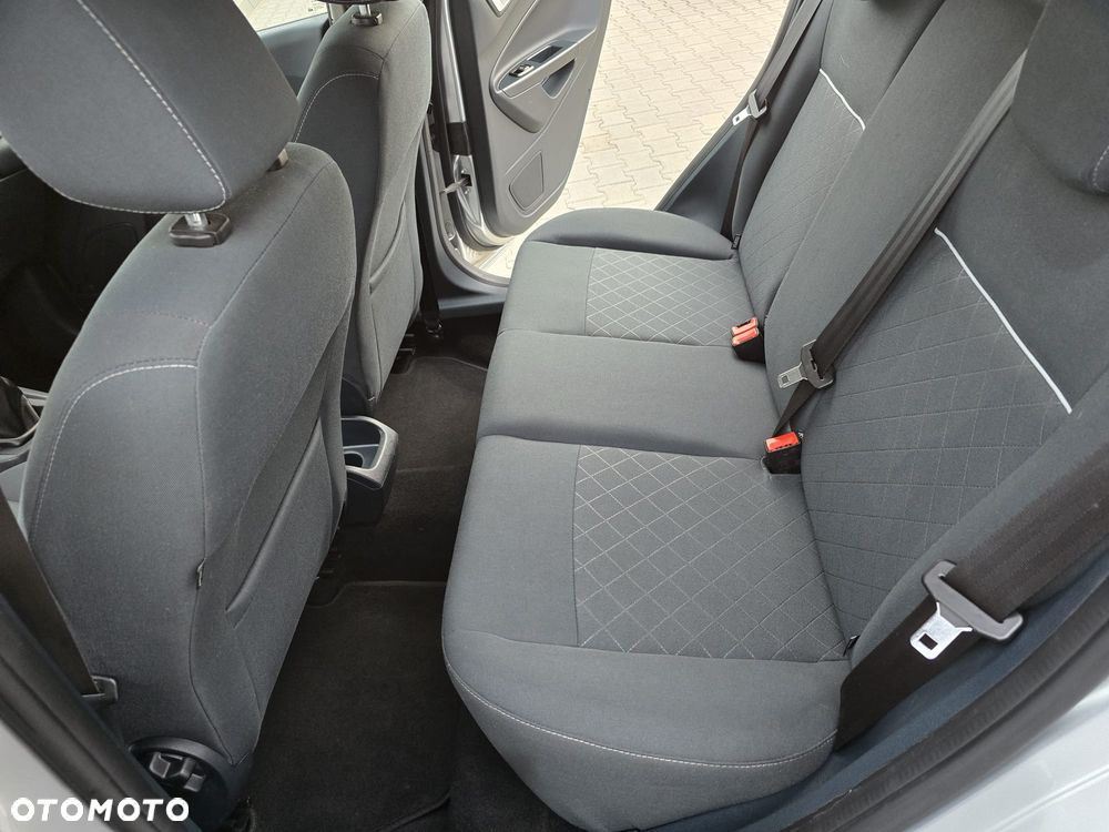 Ford Fiesta - 15