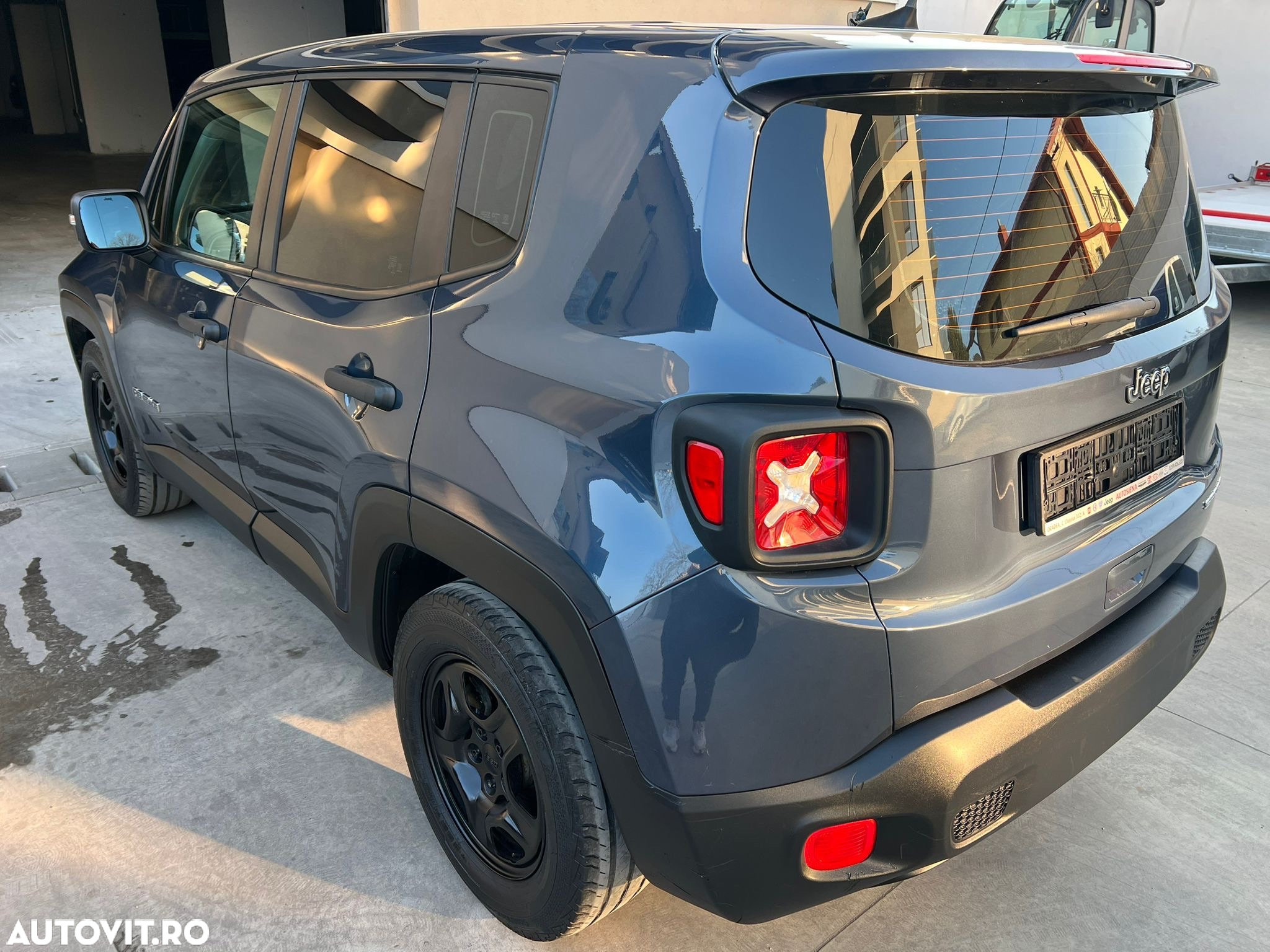 Jeep Renegade - 6