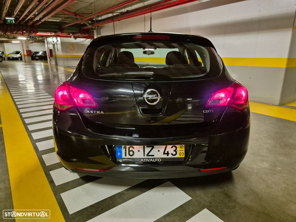 Opel Astra 1.7 CDTI Enjoy - 12
