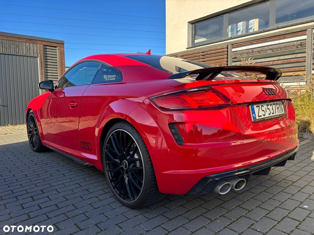 Audi TT S Coupé - 14