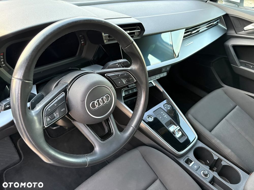 Audi A3 Sportback 30 TDI S tronic - 8