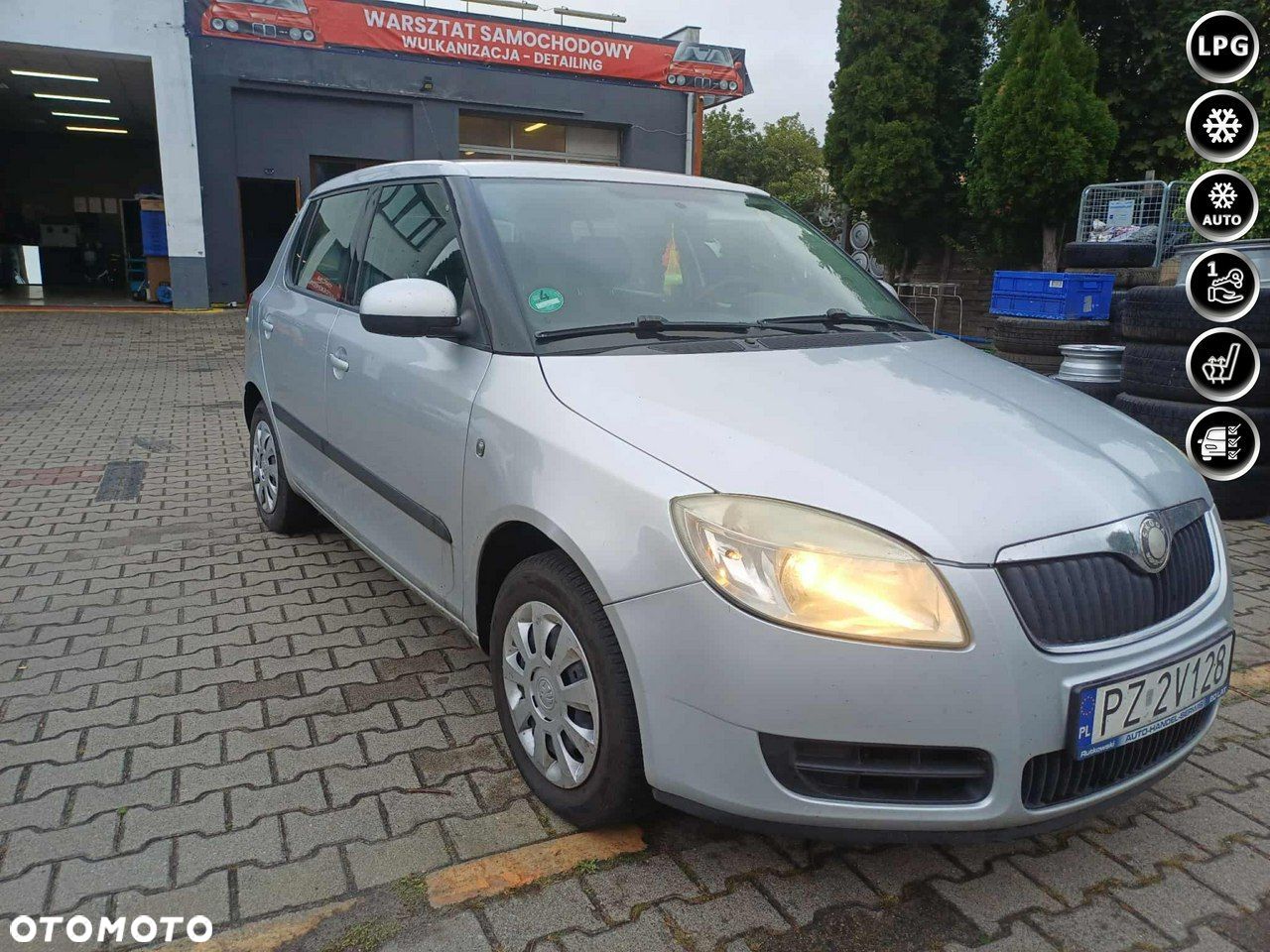 Skoda Fabia 1.6 16V Sport - 1