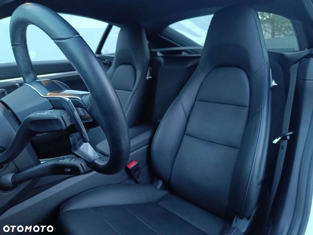 Porsche 718 Cayman - 5