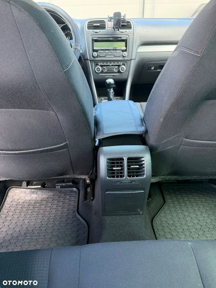 Volkswagen Golf 1.6 TDI Comfortline - 11
