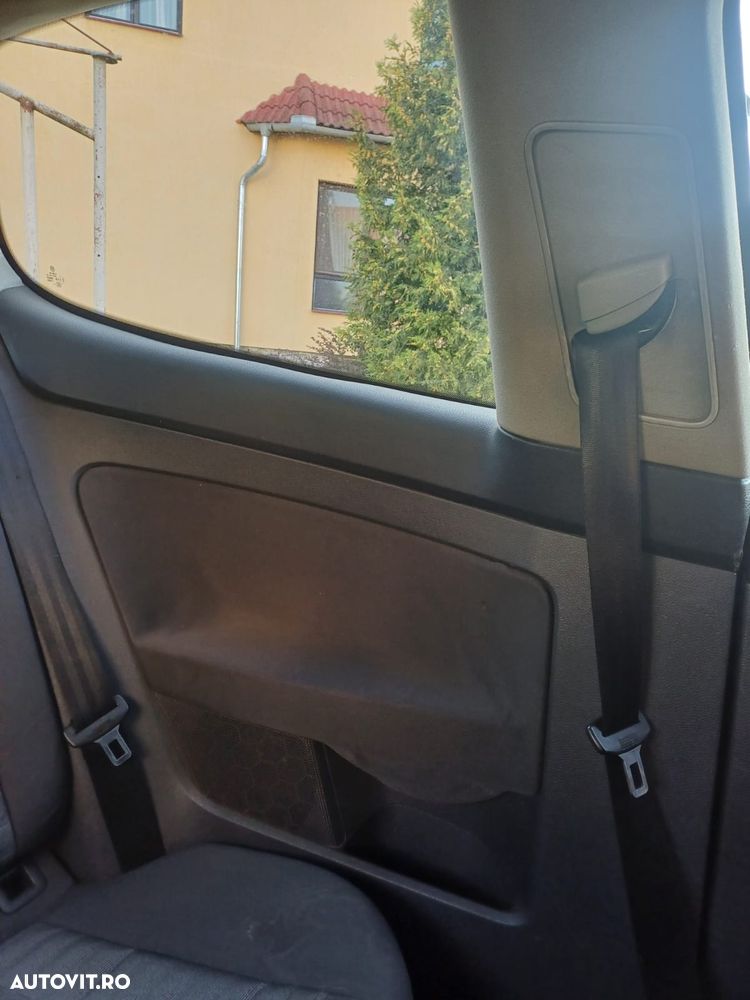Volkswagen Golf 1.6 Tour - 27