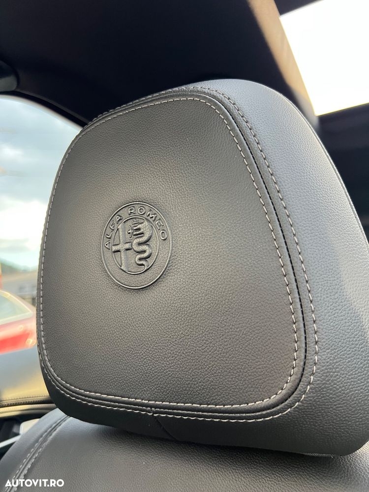 Alfa Romeo Stelvio 2.2 16V AT8 Q4 Veloce - 22