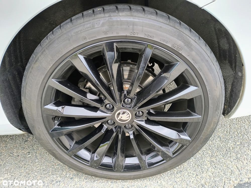 Skoda Superb 2.0 TSI 4x4 DSG L&K - 28