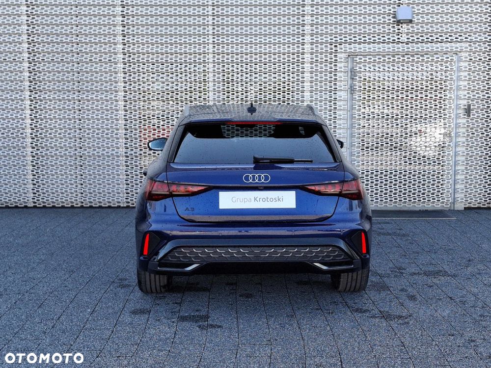 Audi A3 Sportback - 4