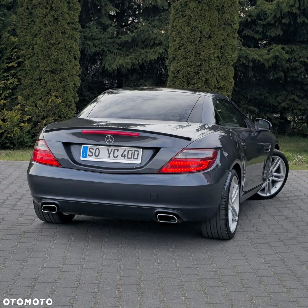 Mercedes-Benz SLK 200 (BlueEFFICIENCY) 7G-TRONIC - 25
