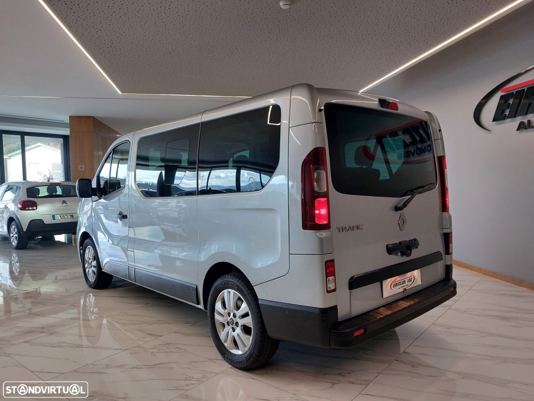 Renault Trafic 2.0 Blue dCi L1 Intens - 2
