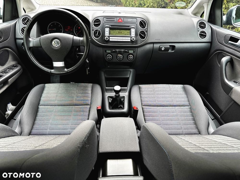 Volkswagen Golf Plus 1.9 TDI DPF Tour Edition - 9