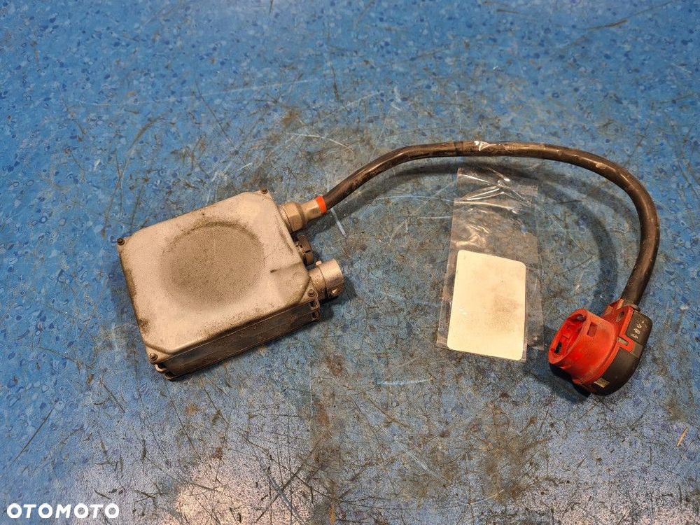 BMW 5 E39 PRZETWORNICA 5DV007760-29 - 6