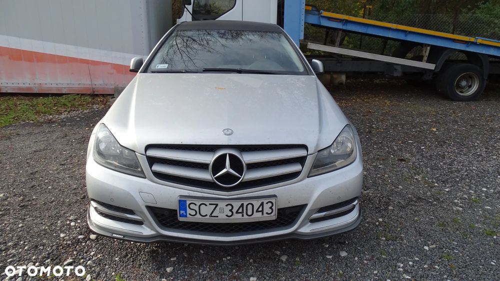 Mercedes-Benz Klasa C 180 CGI BlueEff - 3