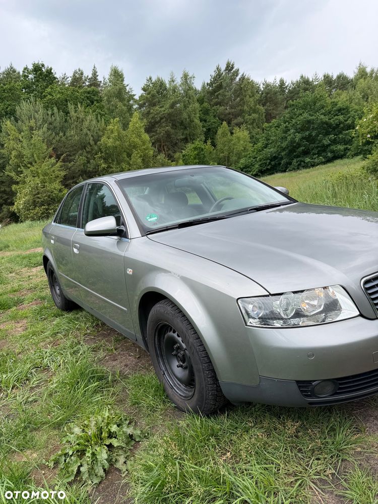 Audi A4 Limousine 2.0 FSI - 3