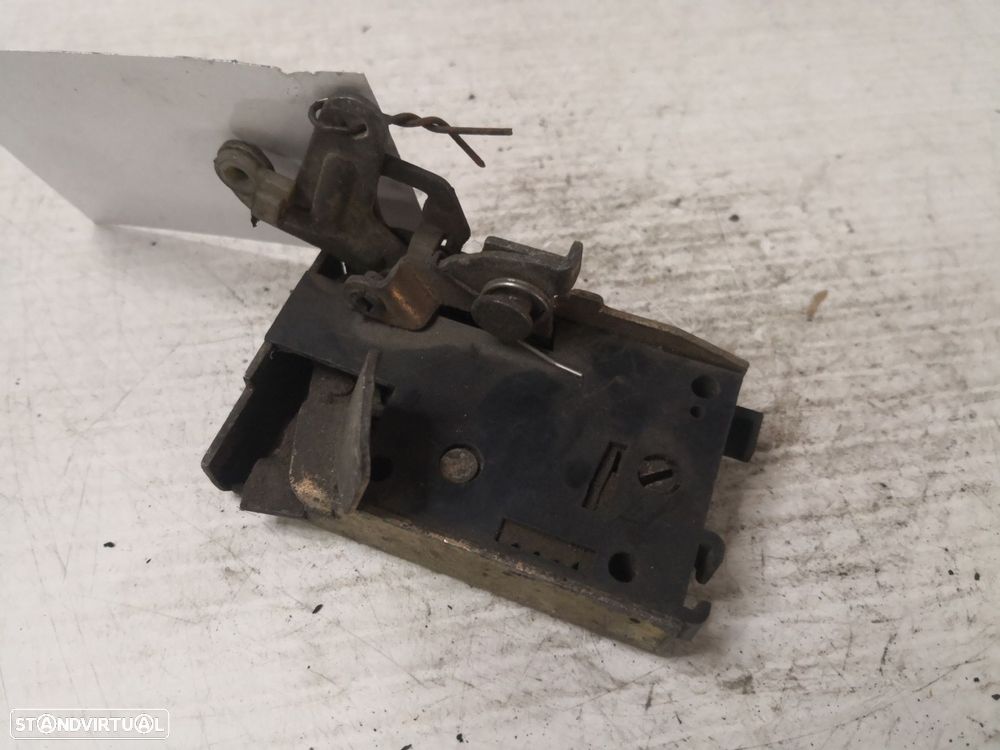 Fecho Da Porta Trás Dto Peugeot 205 Ii (20A/C) - 3