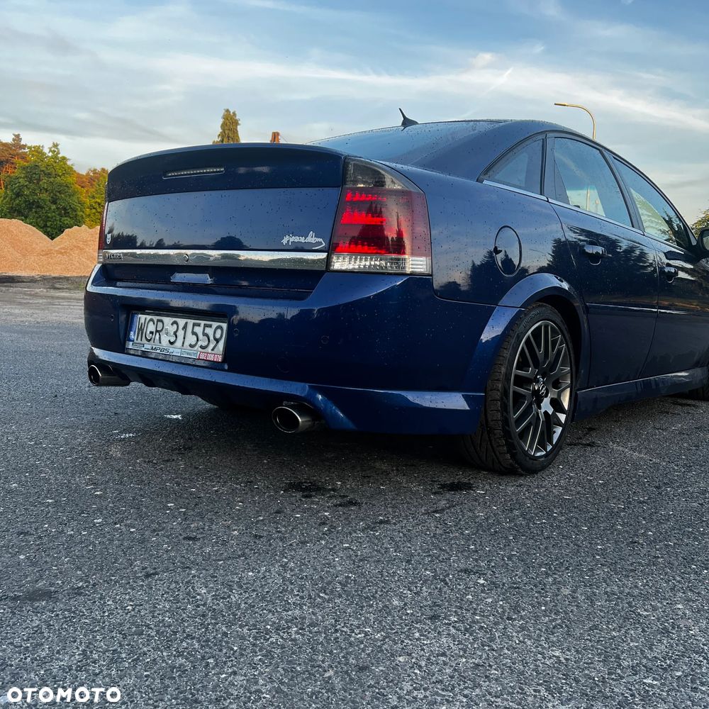 Opel Vectra 1.9 CDTI Sport / GTS - 3