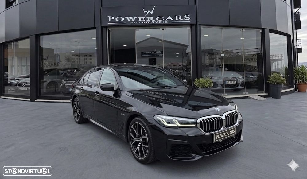 BMW 530 e Pack Desportivo M - 8