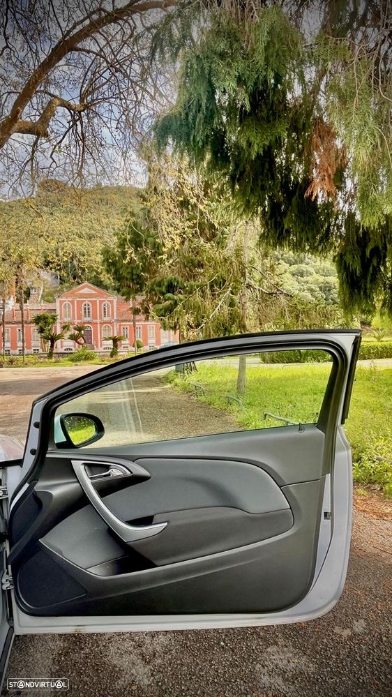 Opel Astra GTC 1.7 CDTI DPF ecoFLEX S&S 109/107g Edition - 12