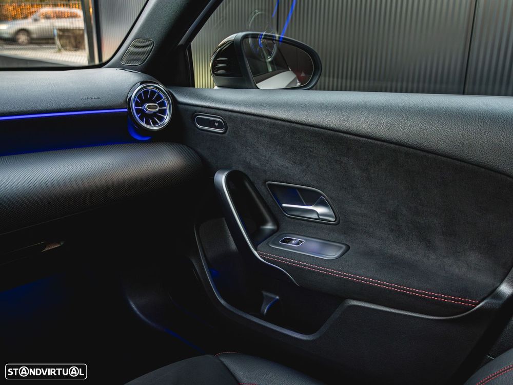 Mercedes-Benz A 180 d AMG Line Aut. - 25