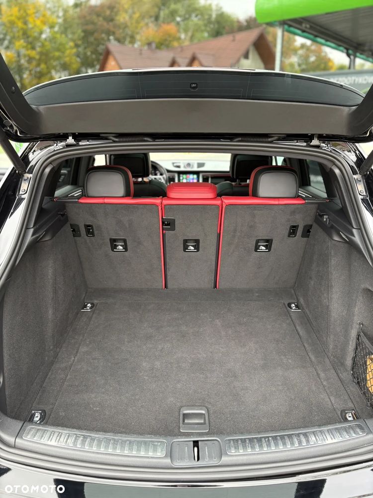 Porsche Macan Standard - 12