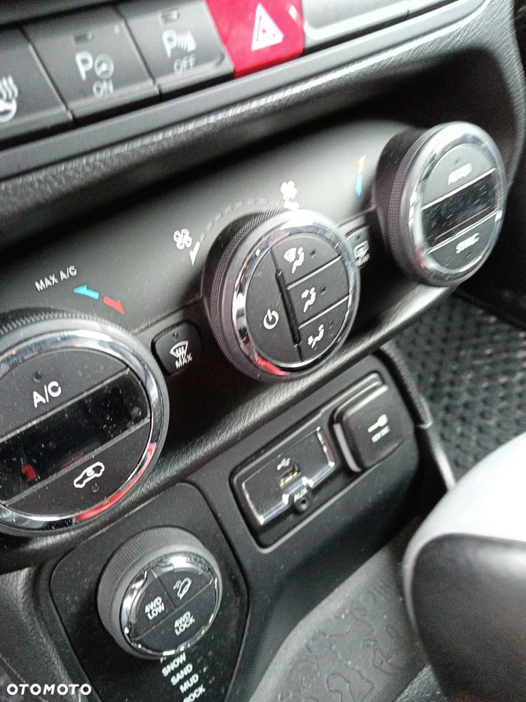 Jeep Renegade 2.0 MultiJet Active Drive Low Automatik Trailhawk - 13