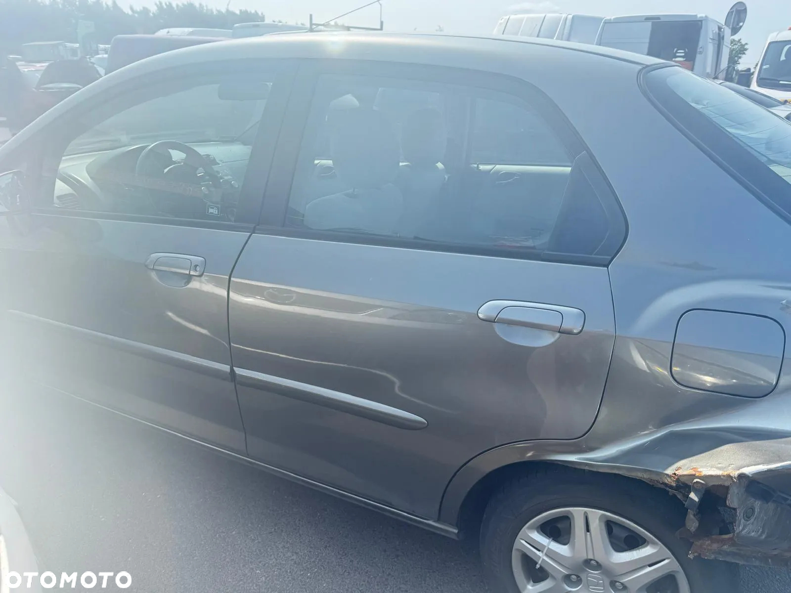 Honda Civic 2007 poj. 1.4 benzyna 83 KM Samochód cały na części - 5