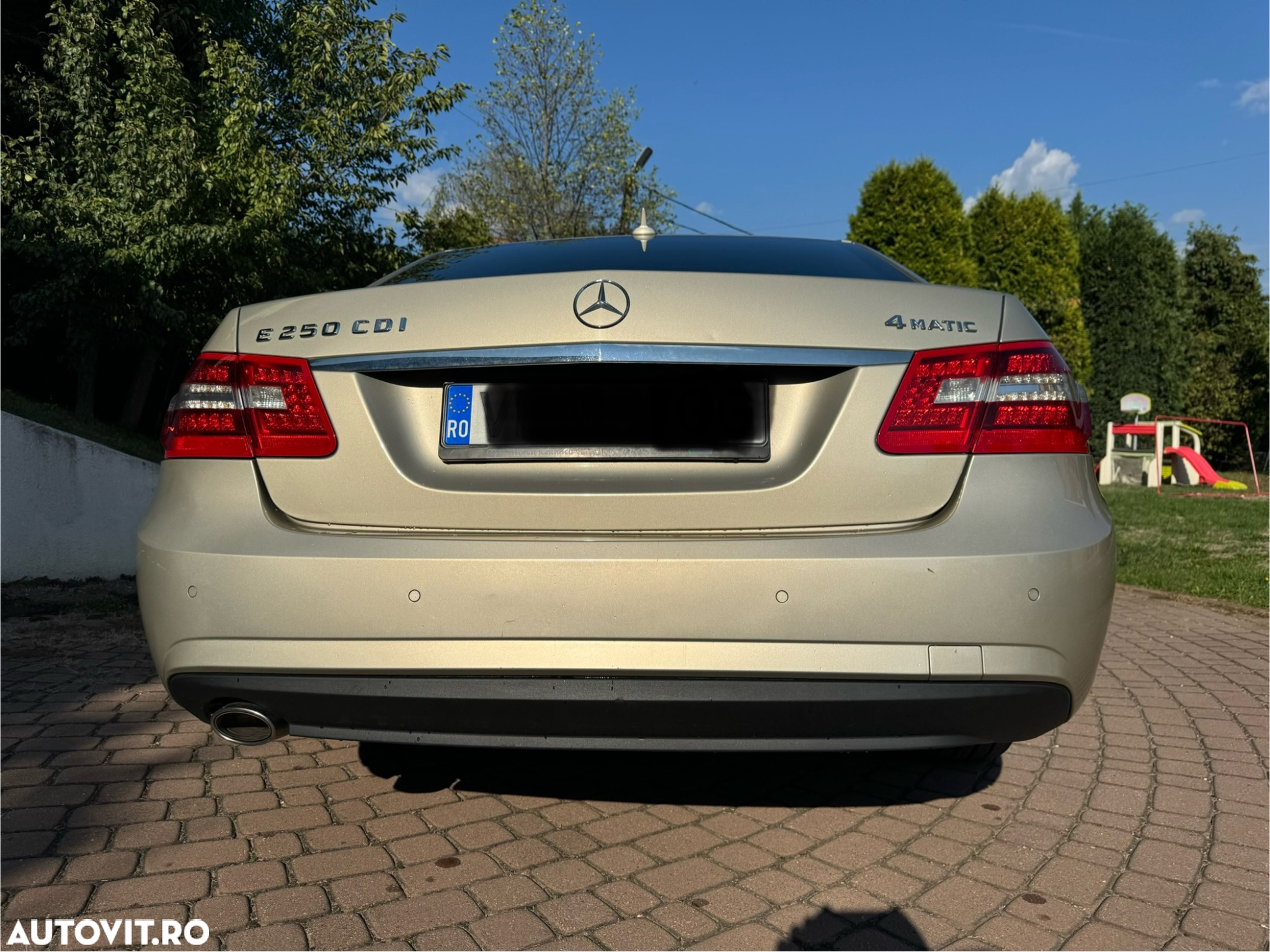 Mercedes-Benz E 250 CDI 4MATIC BlueEfficiency Aut. - 2