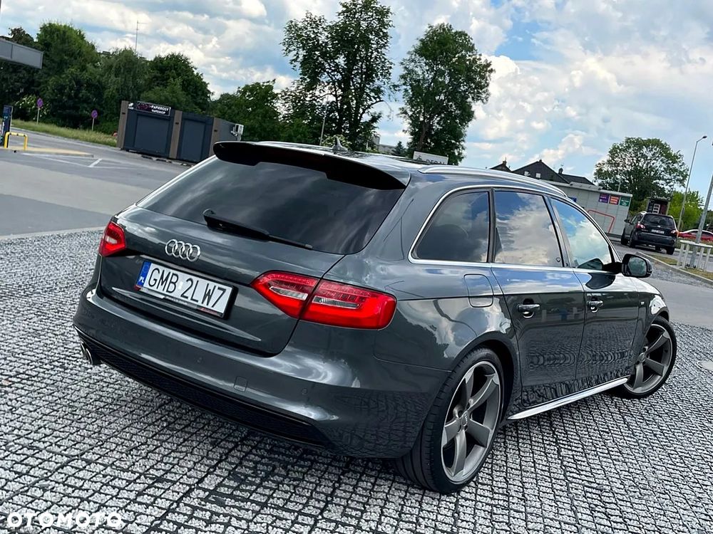 Audi A4 Avant 2.0 TDI DPF clean diesel multitronic S line Sportpaket - 4
