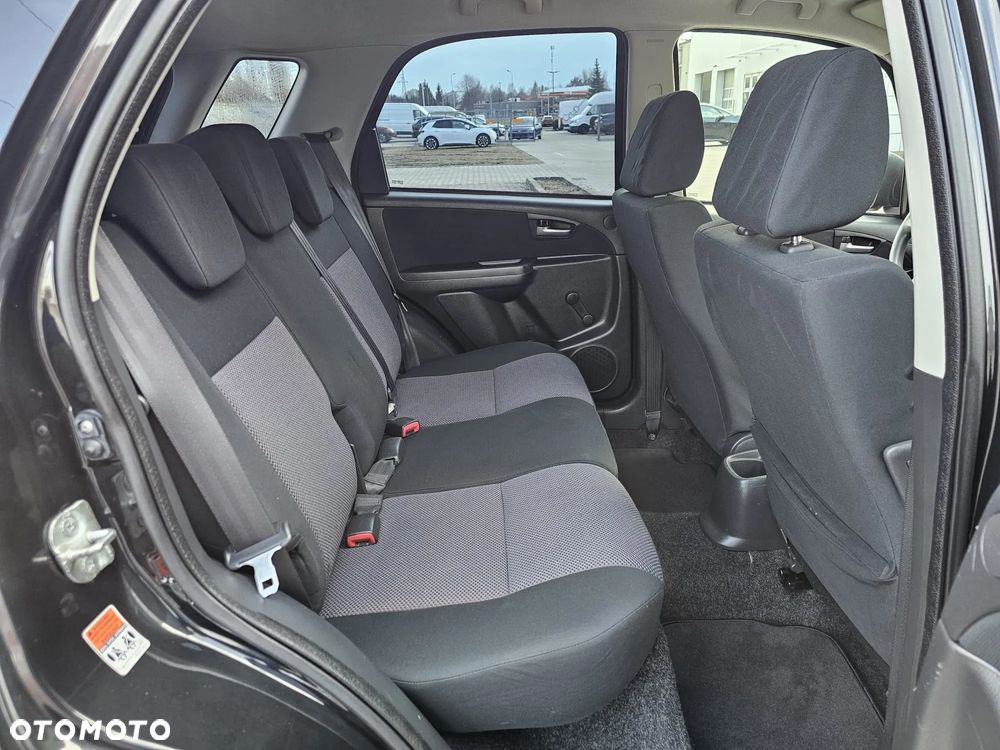 Suzuki SX4 1.9 DDiS DPF 4x2 Comfort - 22