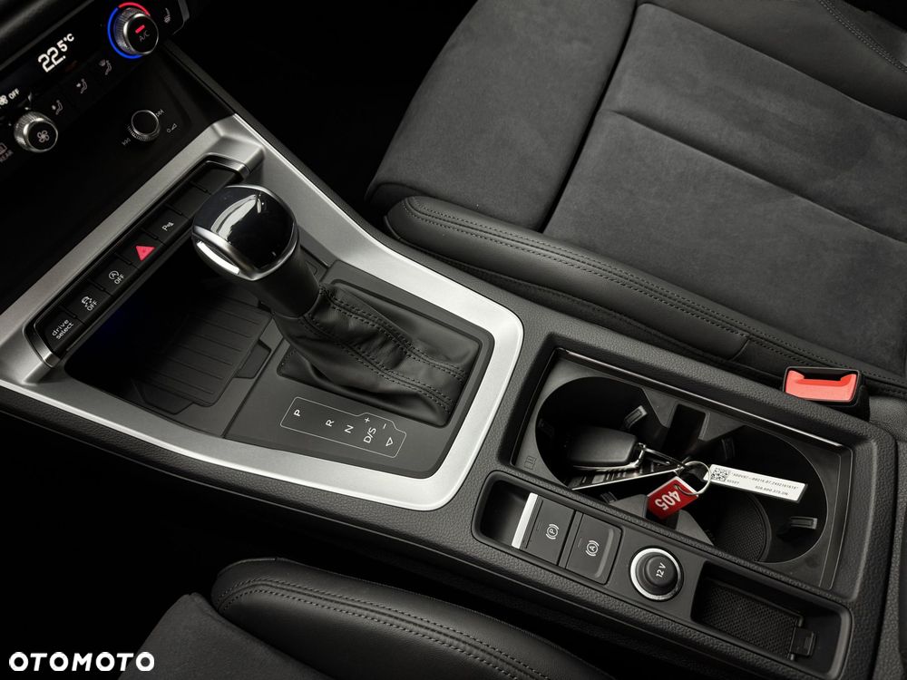 Audi Q3 35 TFSI mHEV S-Line S tronic - 28