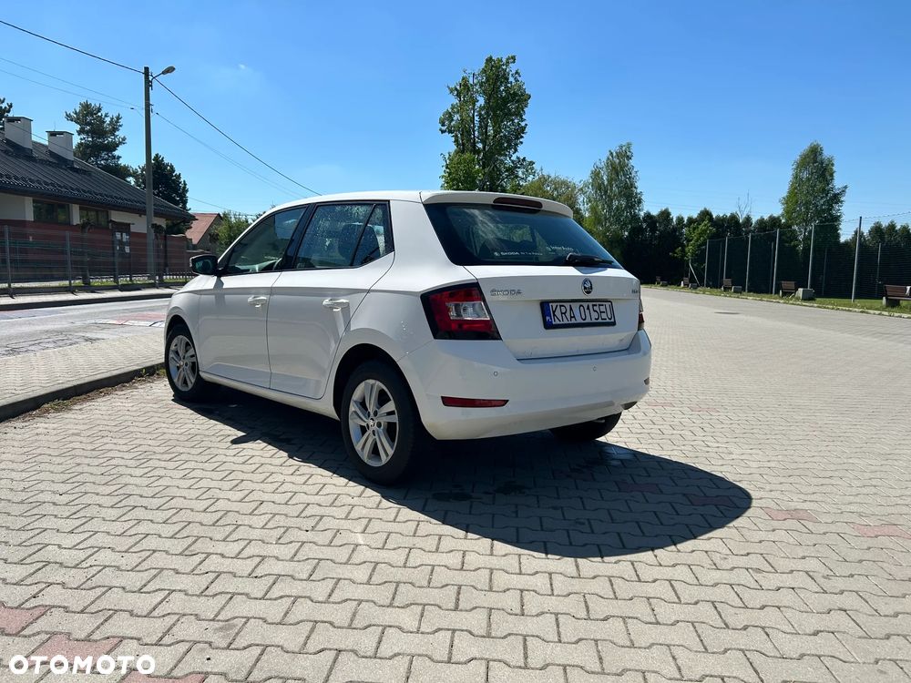 Skoda Fabia 1.0 TSI Active - 3