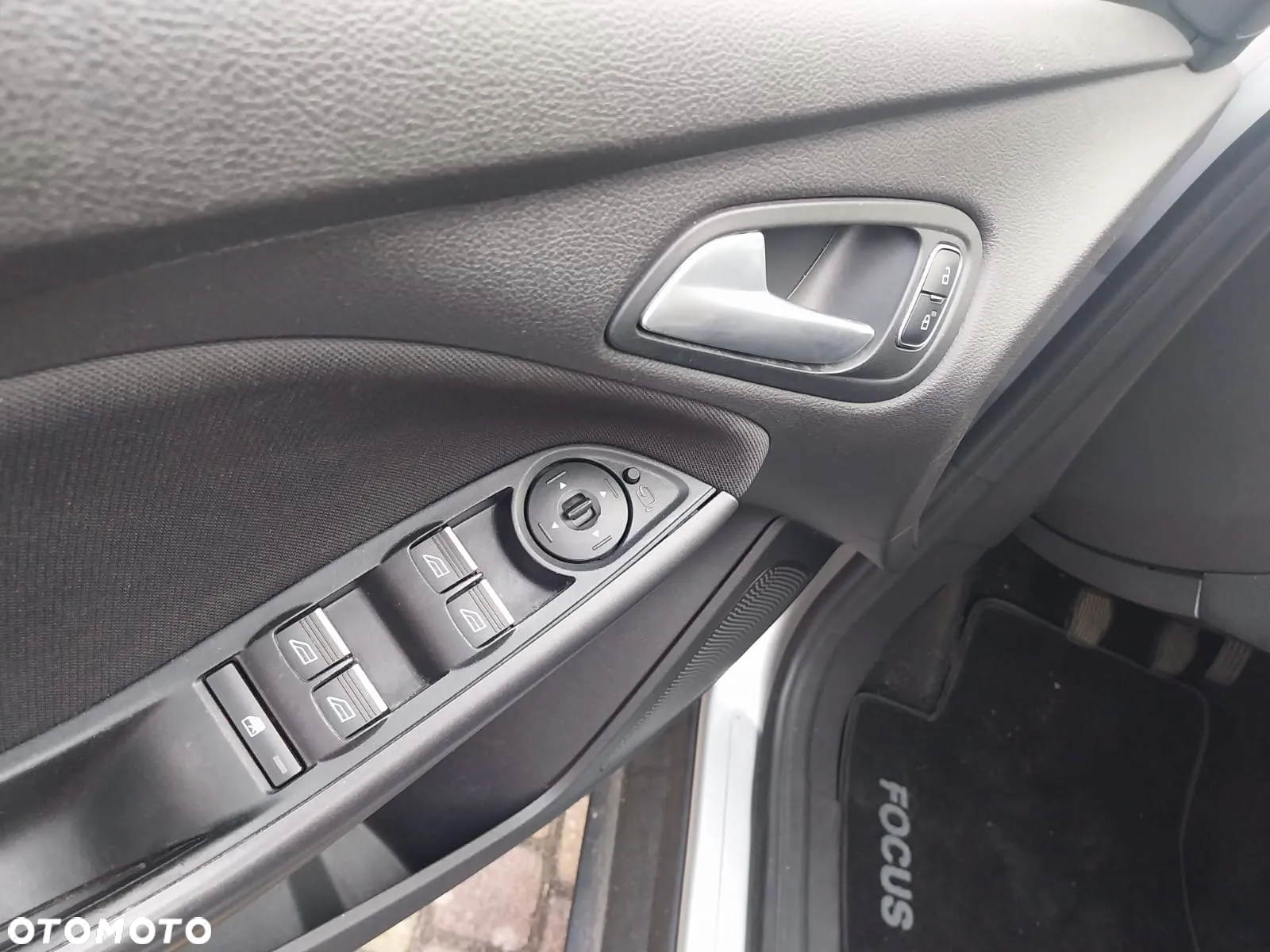 Ford Focus - 22