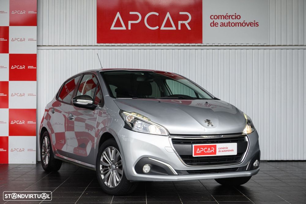 Peugeot 208 1.2 PureTech Style - 1