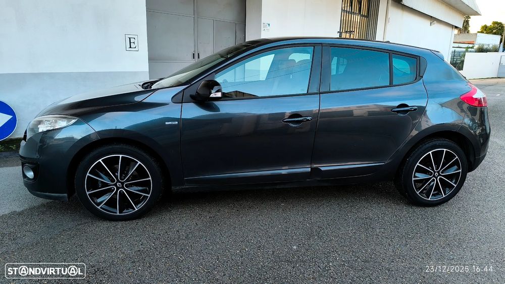 Renault Mégane ENERGY dCi 110 Start & Stop Bose Edition - 43