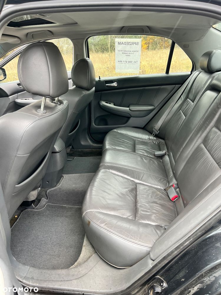 Honda Accord 3.0 V6 EX - 13