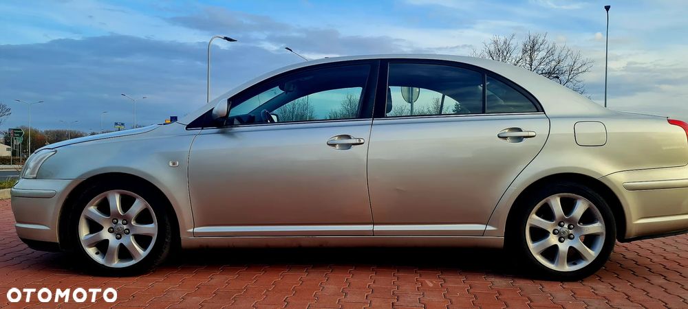 Toyota Avensis 2.0 VVT-i Prestige - 8