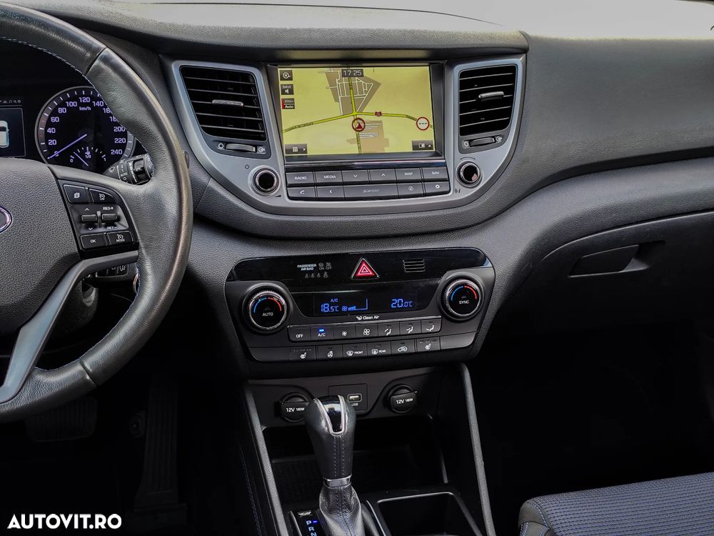 Hyundai Tucson 1.6 GDI 4WD DCT Premium - 30