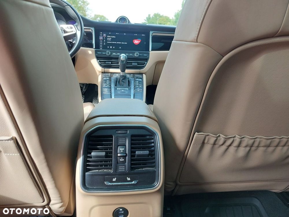 Porsche Macan - 21