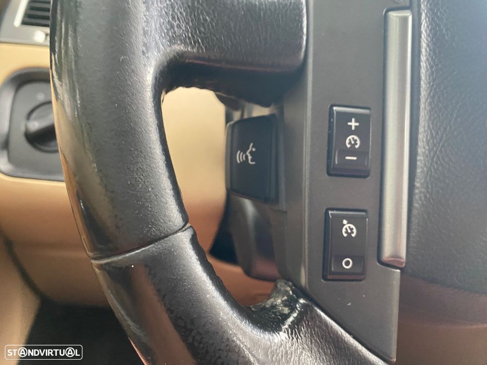 Land Rover Range Rover Sport 2.7 TDV6 HSE - 32