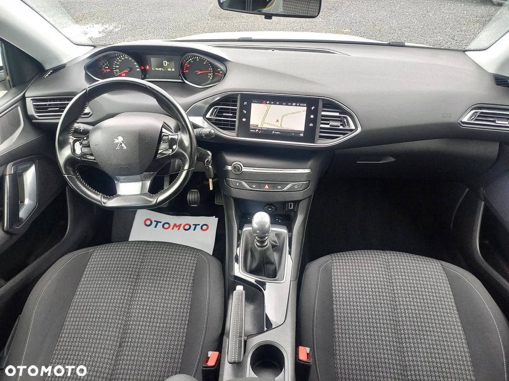 Peugeot 308 - 21