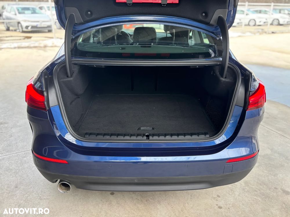 BMW Seria 2 218i Aut. - 11