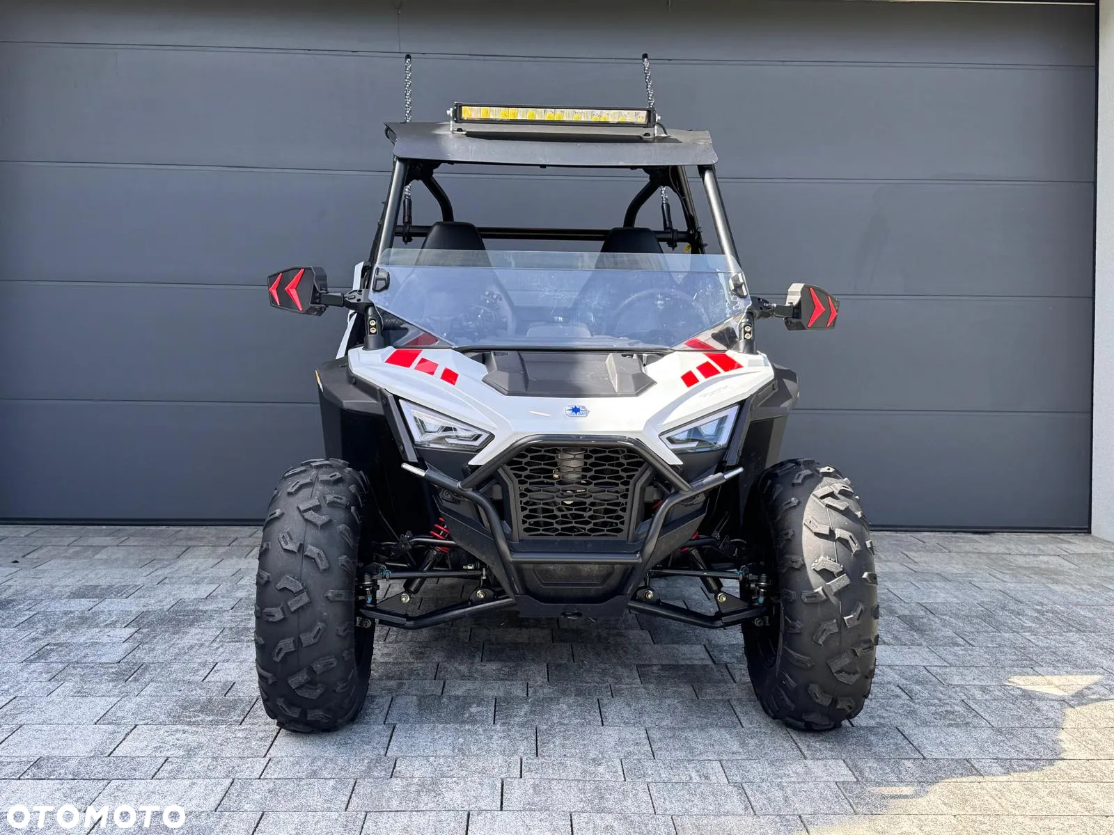 Polaris RZR